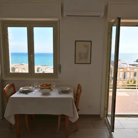 Faraglioni Sea Terrace Апартаменты